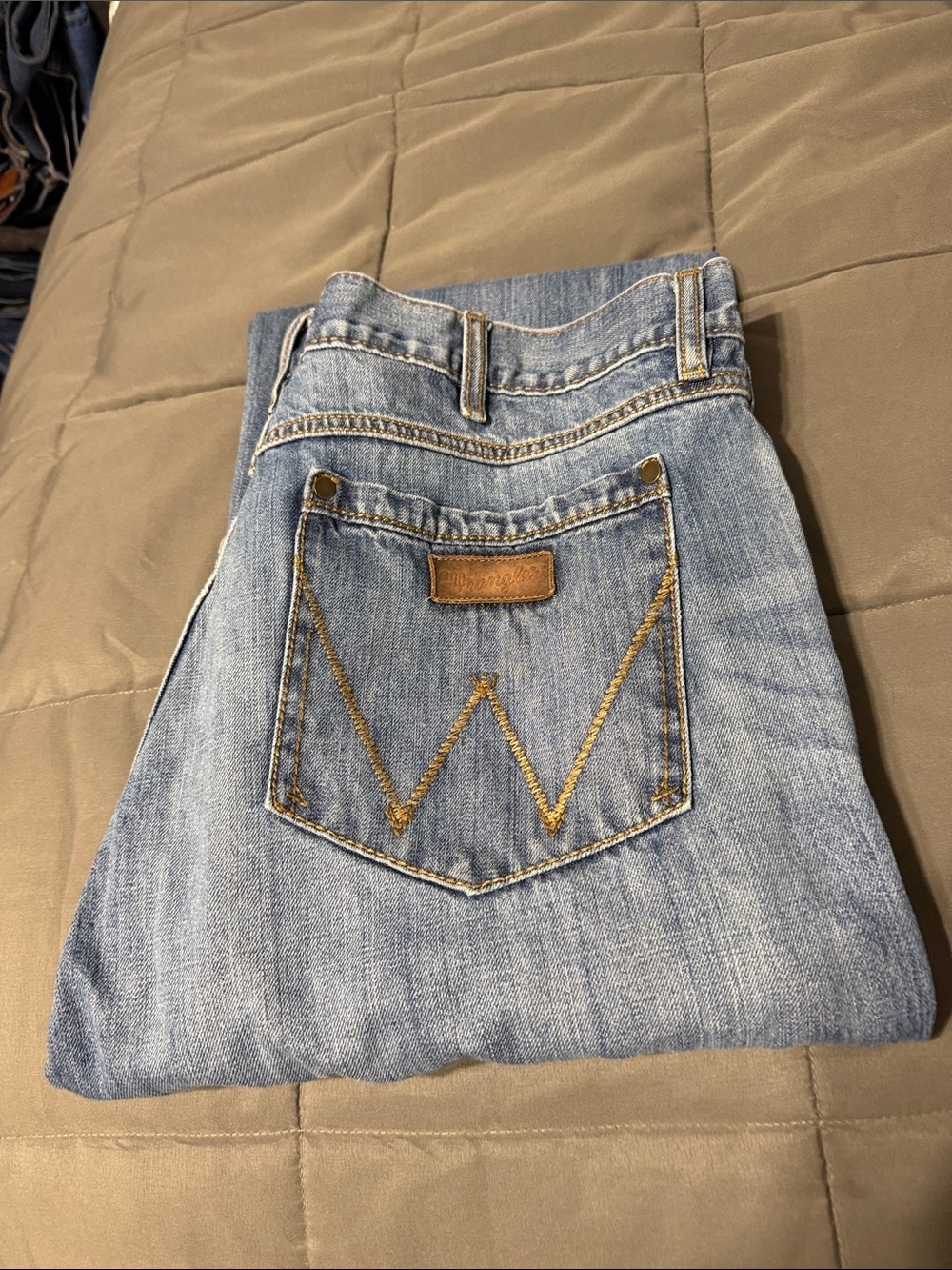 Wrangler Retro relaxed boot. 38x36